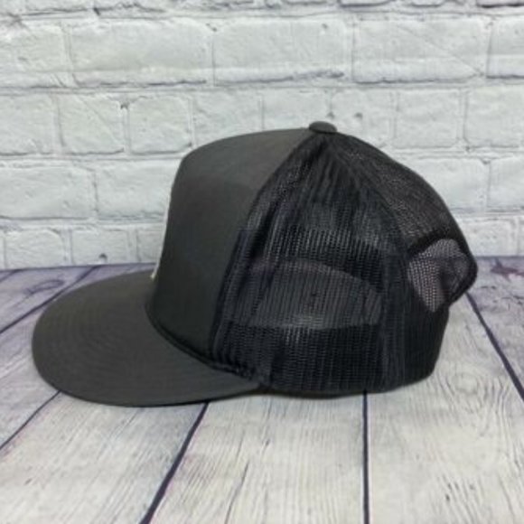 YUPOONG The Classics Hat Cap Snapback Black Gray Trucker Mesh Sew on Patch Logo - Picture 2 of 10